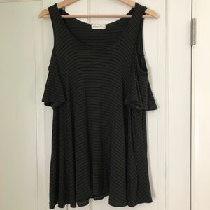 Cold shoulder tank top